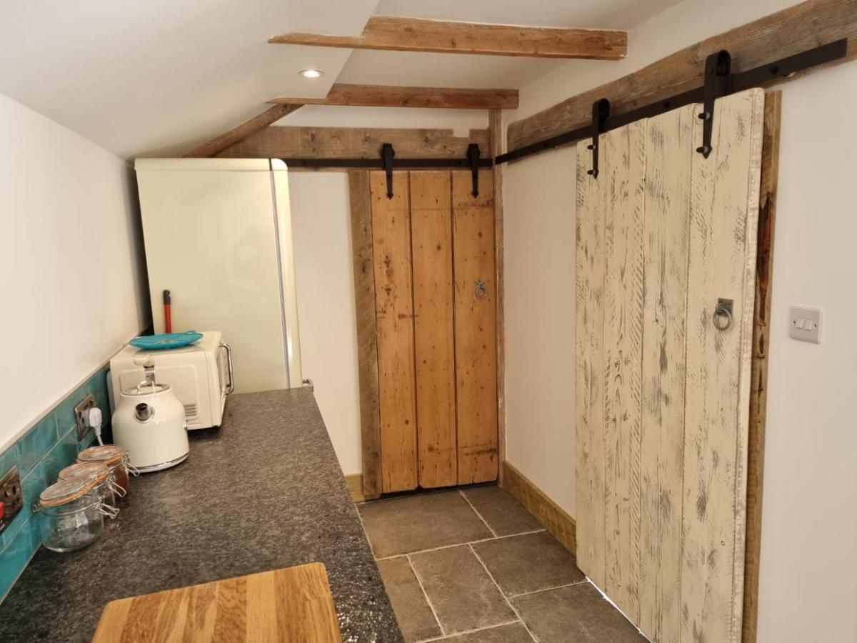 The Old Pottery 2 Person Dog Friendly Cottage Delabole Экстерьер фото
